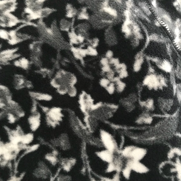 Old Navy Black White Floral Swirl Infinity scarf - Picture 2 of 3